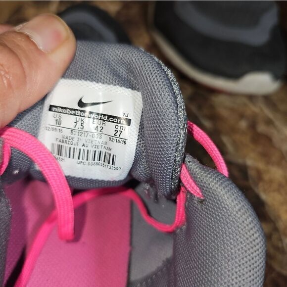 Nike women's Flex TR 6 training gray shoe size 10.      001 - Picture 2 of 11